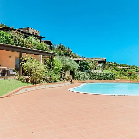 Villa Gaia, Sea View And Pool Chia
